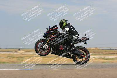 media/Sep-10-2023-Pacific Track Time (Sun) [[44210541ad]]/Group B/1220pm (Wheelie Bump)/